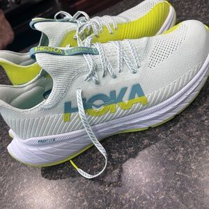 Hoka Carbon X